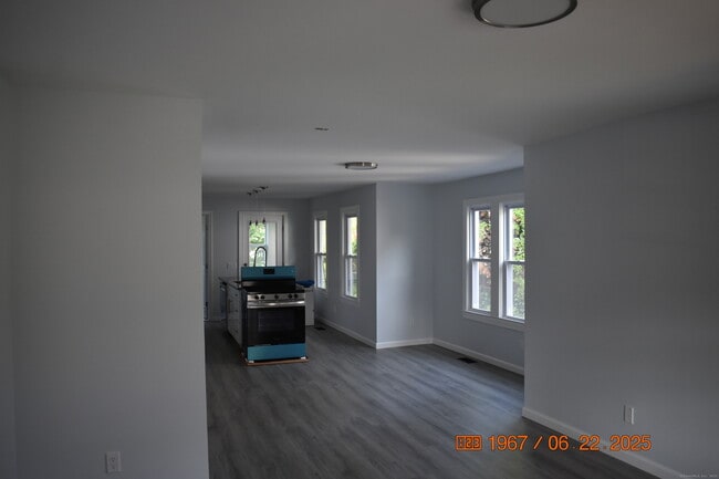 Building Photo - 43 Highland Ave