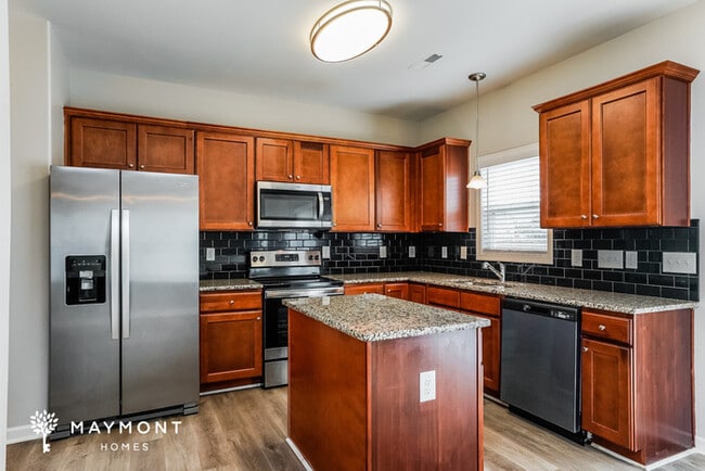 Building Photo - 234 Grovemere Ln