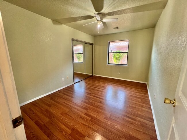 Building Photo - 11513 Walters Ave
