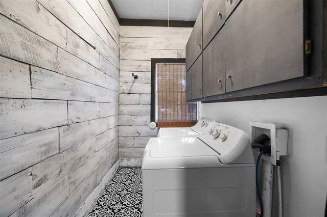 Building Photo - 920 N Virginia St