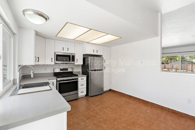 Building Photo - 4181 Galbar St