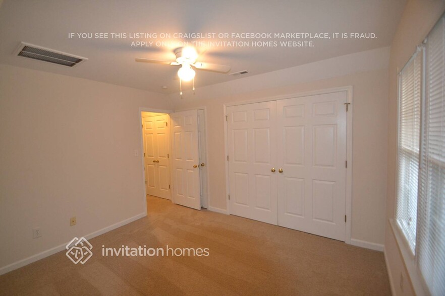 Building Photo - 5012 Baywood Forest Dr