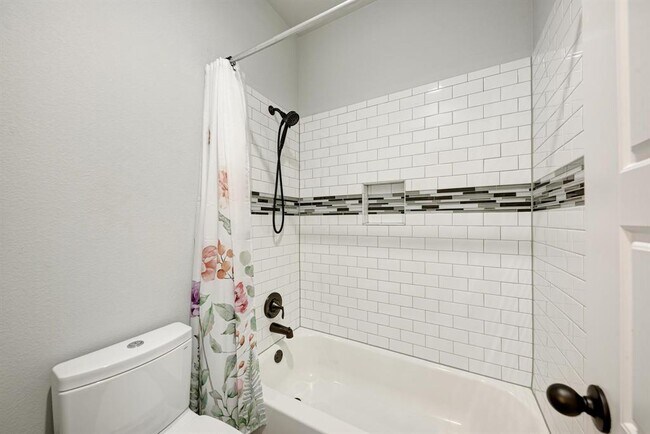 Building Photo - 10201 Cienega Cove