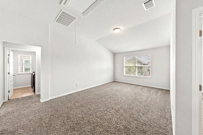 Building Photo - Room to Gather, Relax, and Enjoy Everyday Living