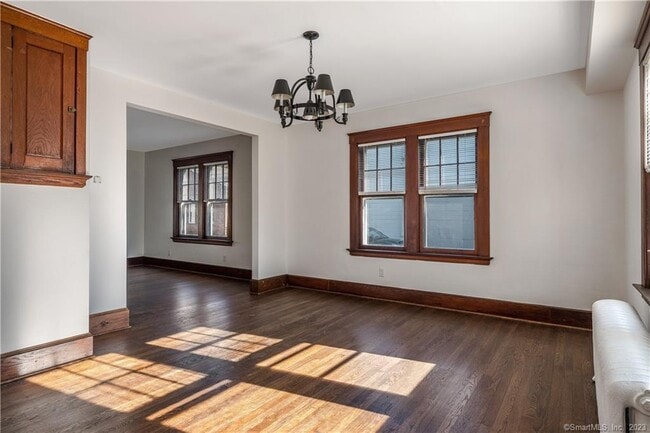 Building Photo - 18 Graves Ave