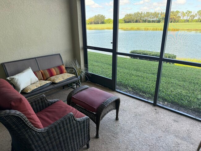 Building Photo - 7019 River Hammock Dr