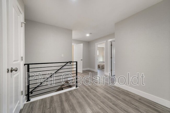 Building Photo - 2339 S Acoma St