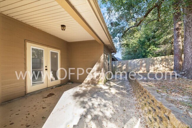 Building Photo - Home for Rent in South Crestview