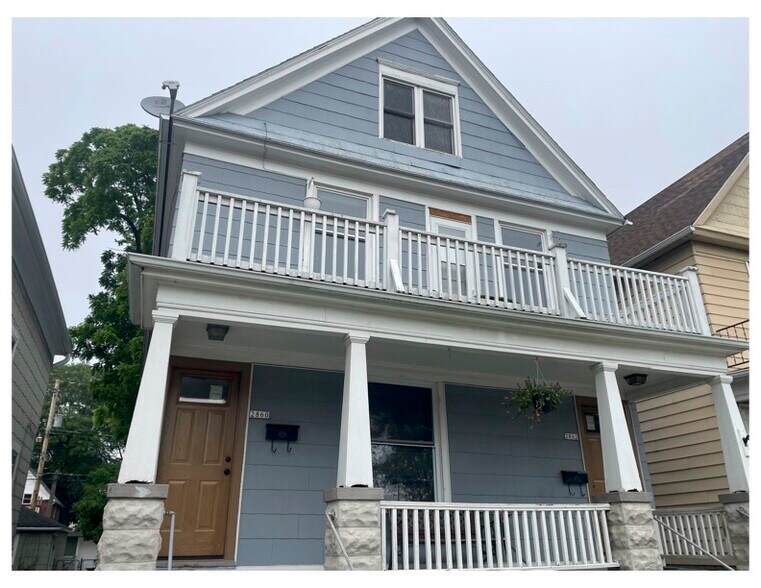 Outside View - 2860 S Delaware Ave