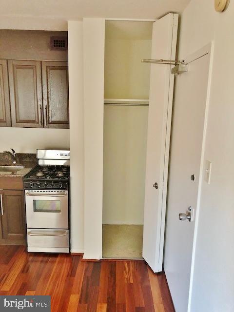 Building Photo - 4515 Willard Ave