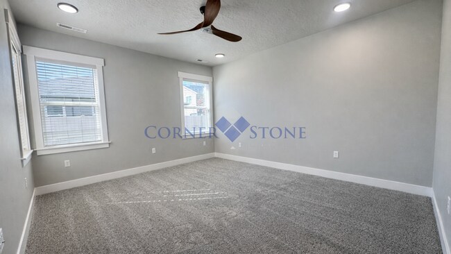 Building Photo - Brand New Duplex in Meridian!