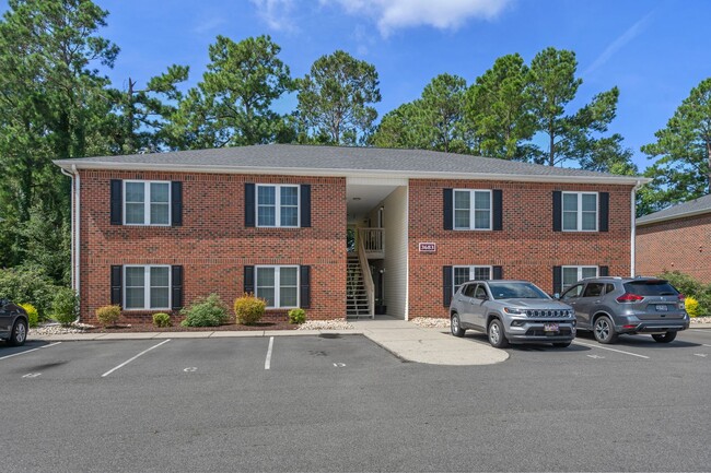 Building Photo - Available now—and easier to get into than a parking spot at the Beach! Rents always include high ...