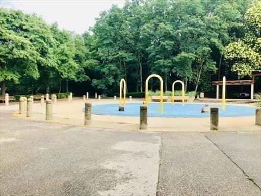 Building Photo - 8 Berkeley St