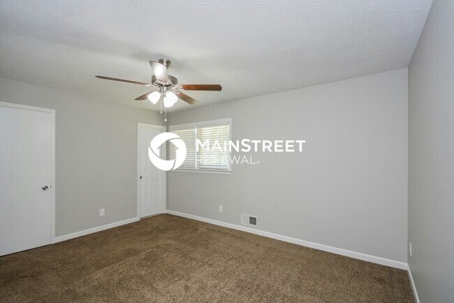 Building Photo - 3 Bedroom Pet-Friendly Home in Conyers, GA with Main Street Renewal