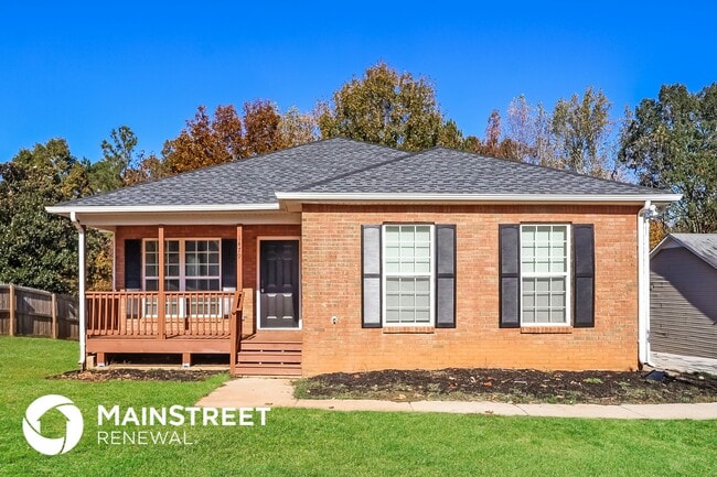 Building Photo - 1479 Steam Engine Way NE