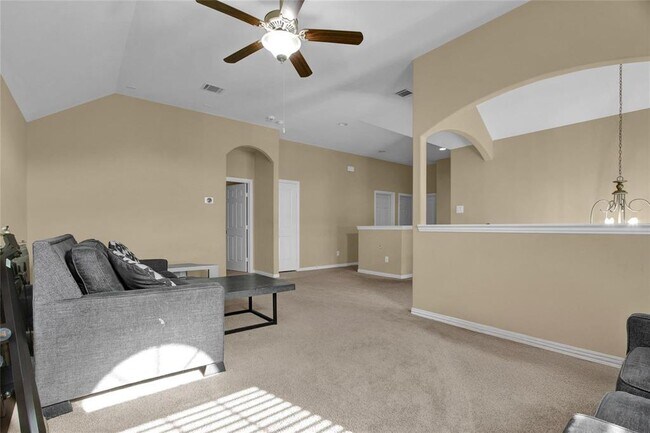 Building Photo - 6523 Point Hollow Ln