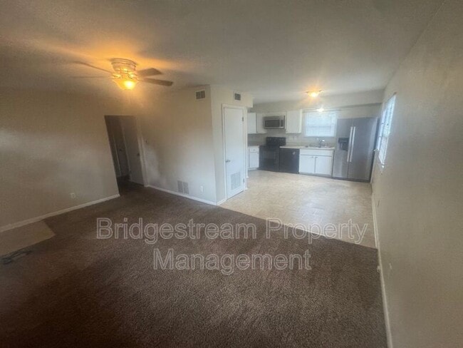Building Photo - 1587 Garwood Dr
