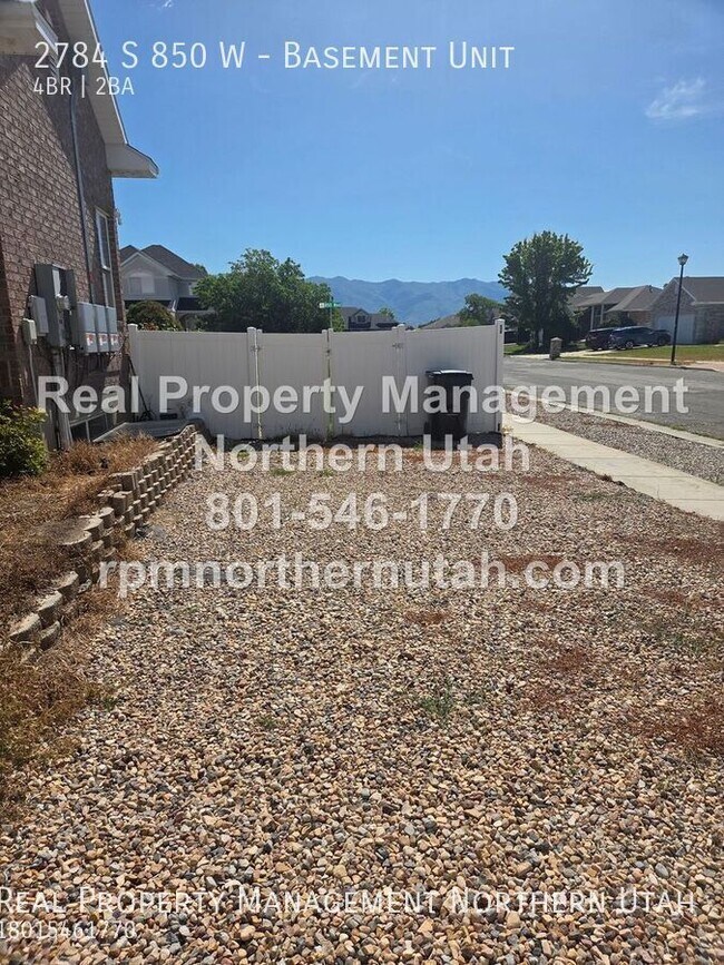 Building Photo - 2784 S 850 W