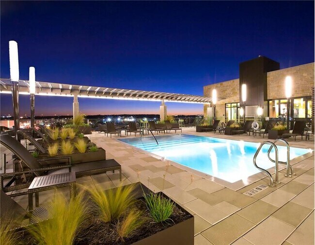 Primary Photo - 117 1/2 Sandra Muraida Way