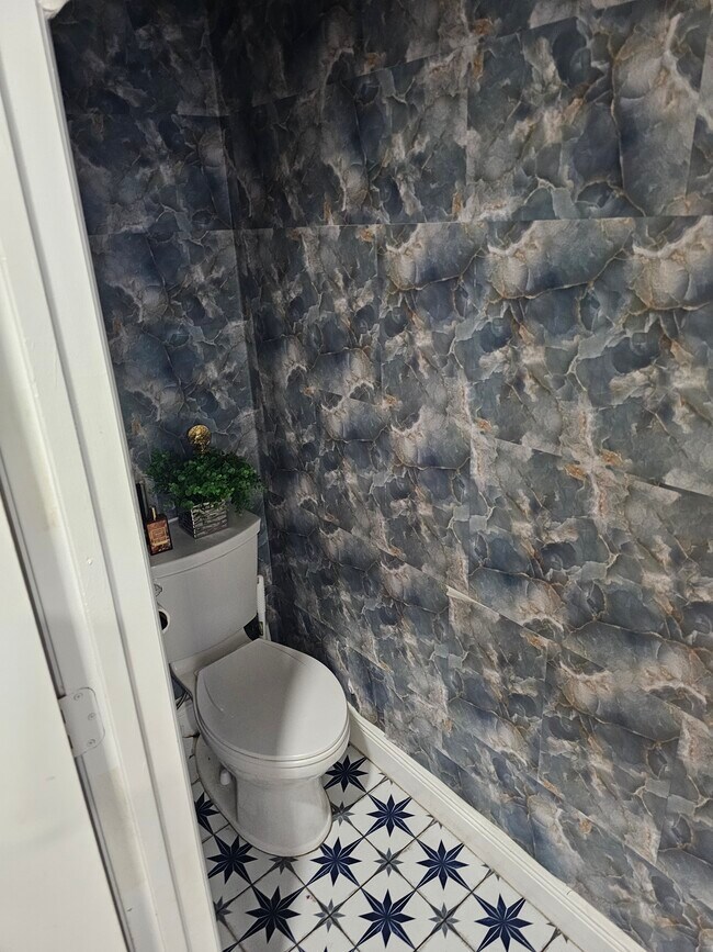 Building Photo - 2178 NW 47th St