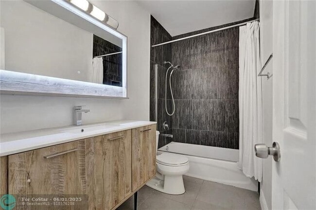 Building Photo - 775 81st St