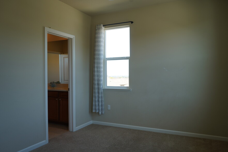 Building Photo - 3019 Ruby Ave