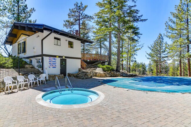 Building Photo - 1286 Timber Ln