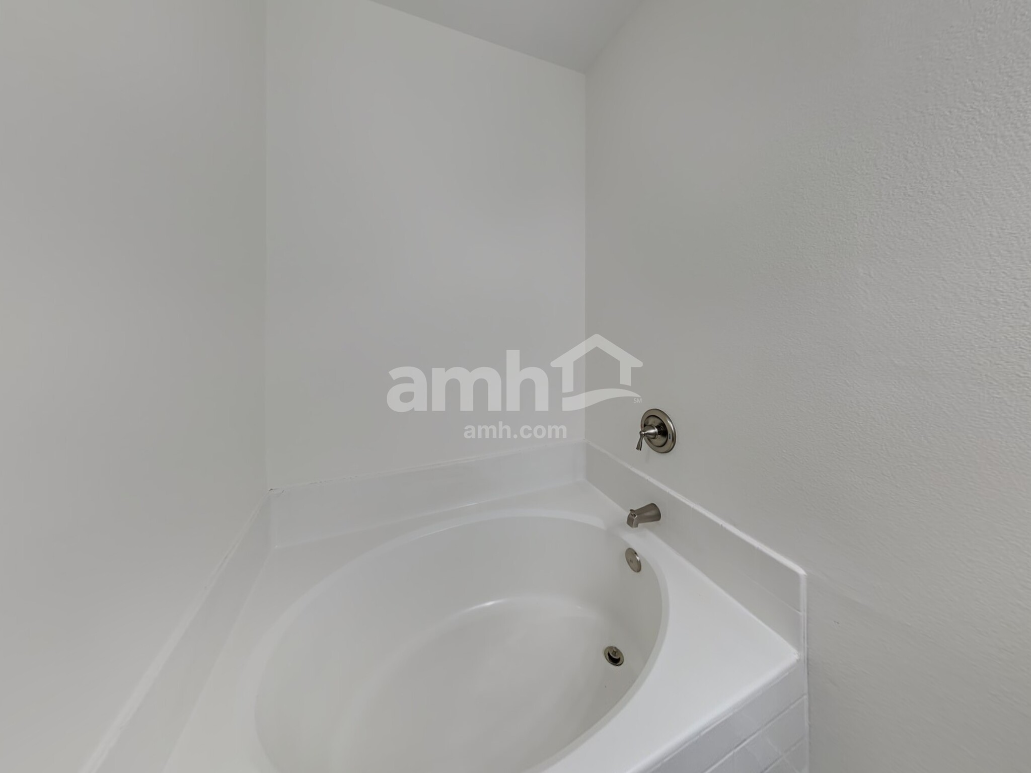 Building Photo - 2037 Vanamen Ct
