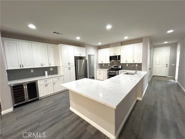 Building Photo - 6919 Massy Harris Way