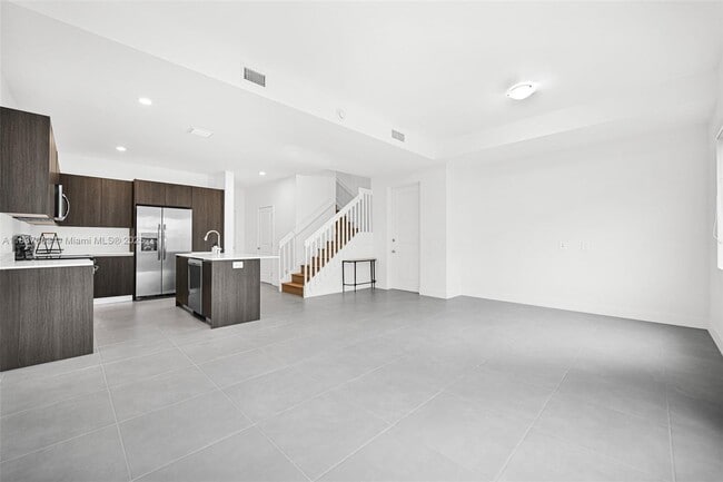 Building Photo - 34532 SW 191st Ave