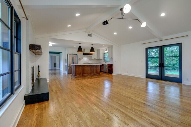 Building Photo - Renovated Mid-Century Modern Ranch in the ...