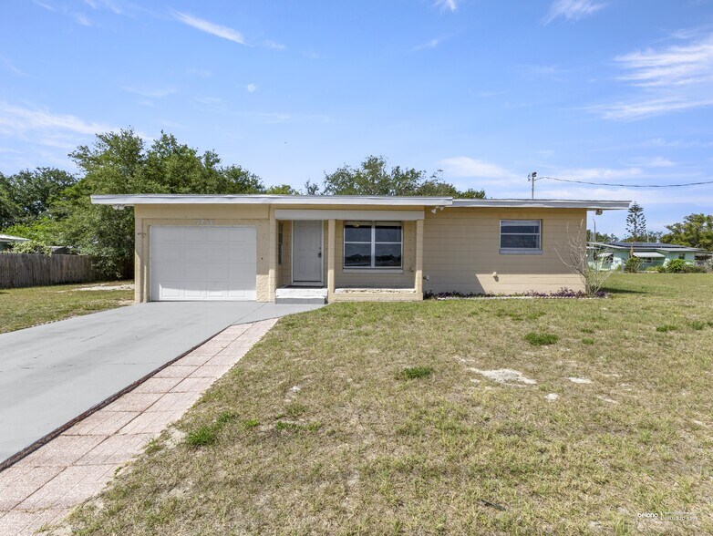 Building Photo - 2796 Nautilus Dr