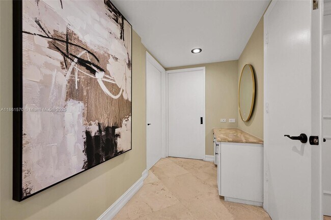 Building Photo - 9559 Collins Ave
