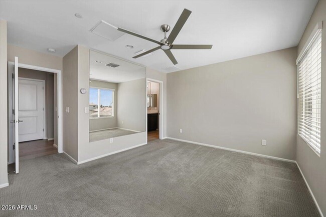 Building Photo - 1250 Abbey Ln