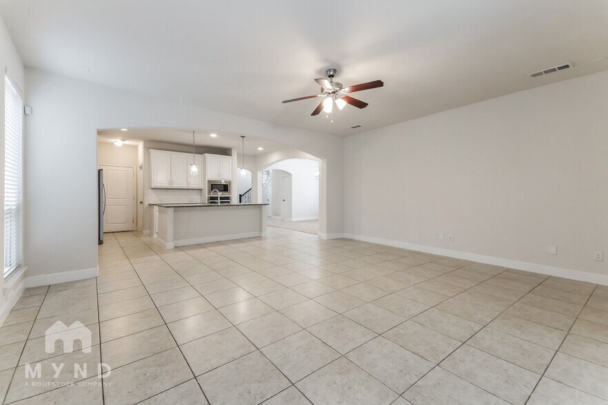 Building Photo - 3301 Damsel Sauvage Ln