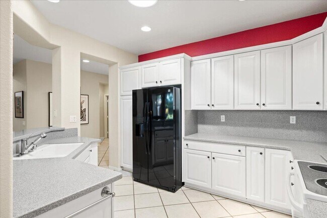 Building Photo - Sun City Lincoln Hills Pinehill model