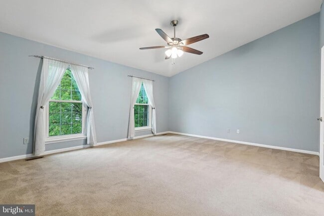 Building Photo - 2802 Noble Fir Ct