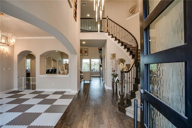 Building Photo - 2236 Long Bow Dr