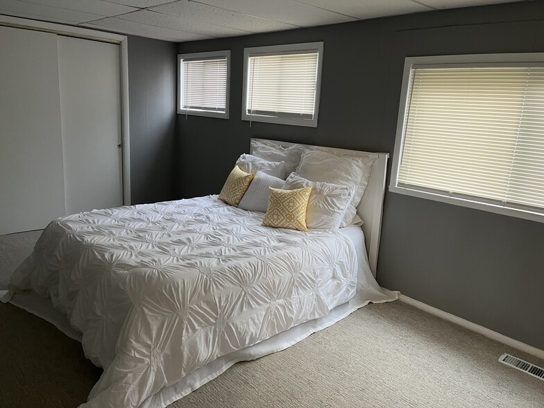 Building Photo - 1832 Gilmartin St