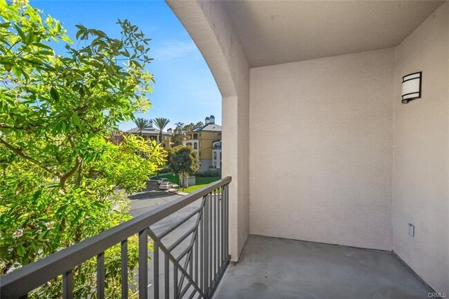 Building Photo - Condo With Luxury Amenities