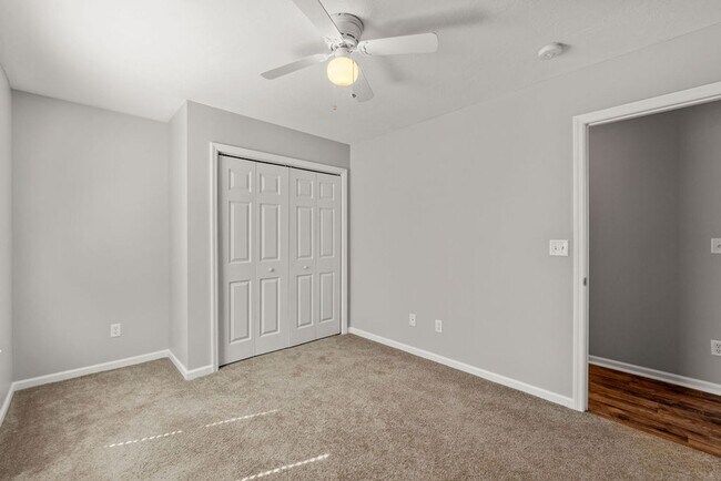 Building Photo - 110 Fox Haven Dr