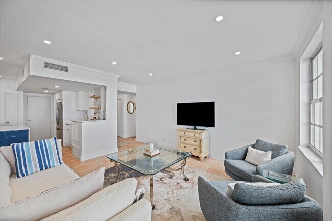 Building Photo - 3475 S Ocean Blvd