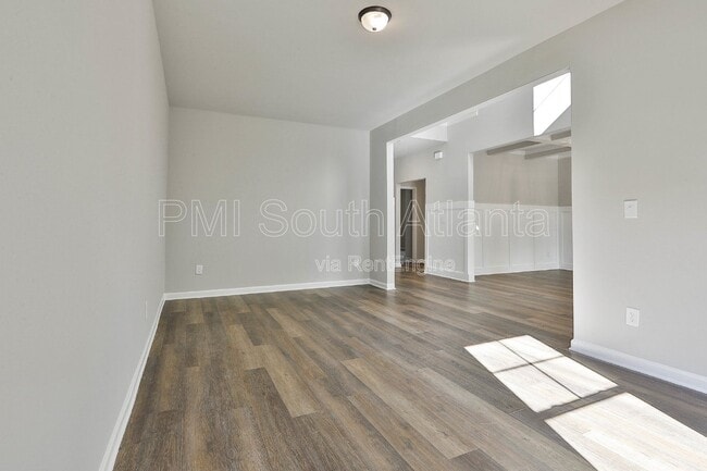 Building Photo - 10 Singletree