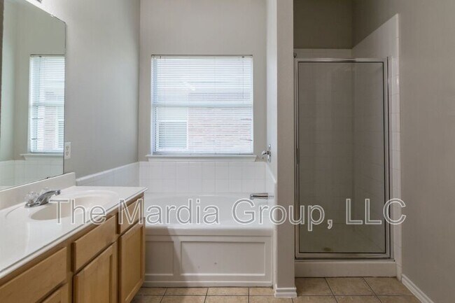 Building Photo - 8512 Prairie Wind Trail
