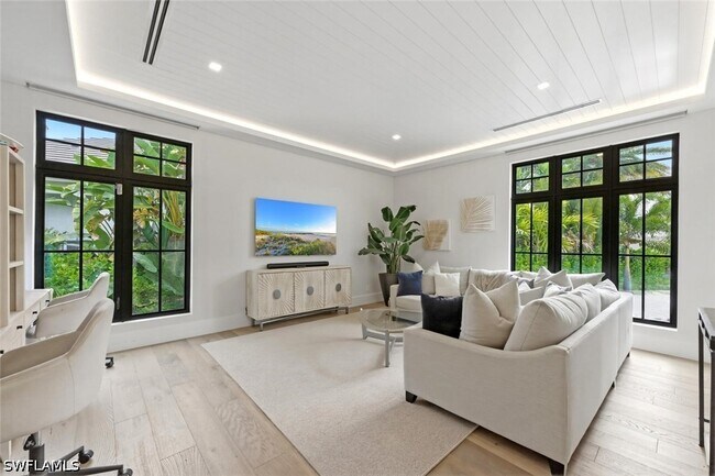 Building Photo - 200 Bahia Point