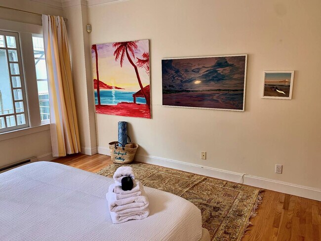 Building Photo - 1224 Sacramento St