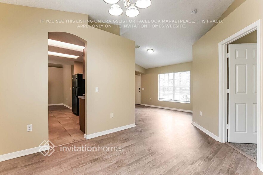 Building Photo - 4873 Bridge Rd