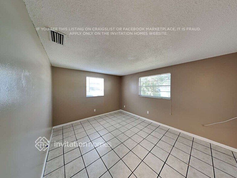 Building Photo - 8086 52nd Ln N