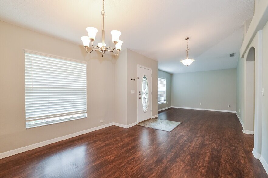Building Photo - 13839 Riverpath Grove Dr