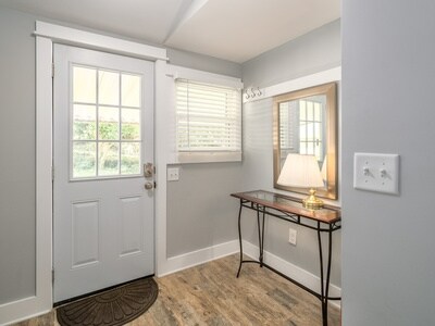 Building Photo - 26 Hanover St